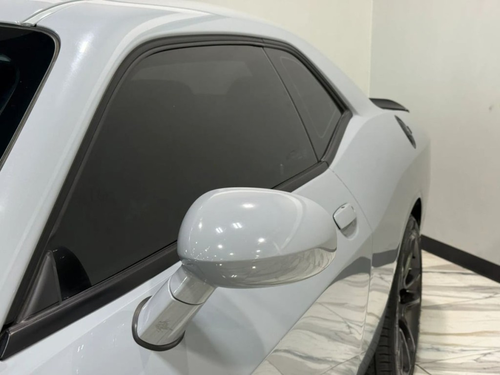 2021 Dodge Challenger Image 12