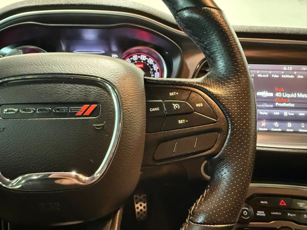 2021 Dodge Challenger Image 18
