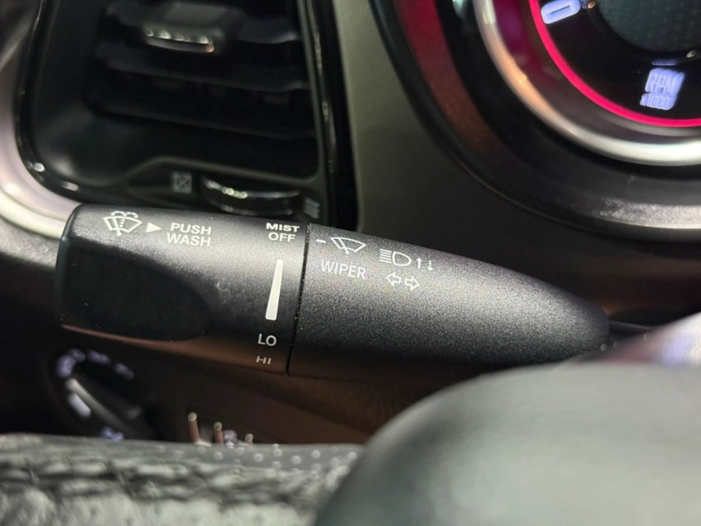 2021 Dodge Challenger Image 20