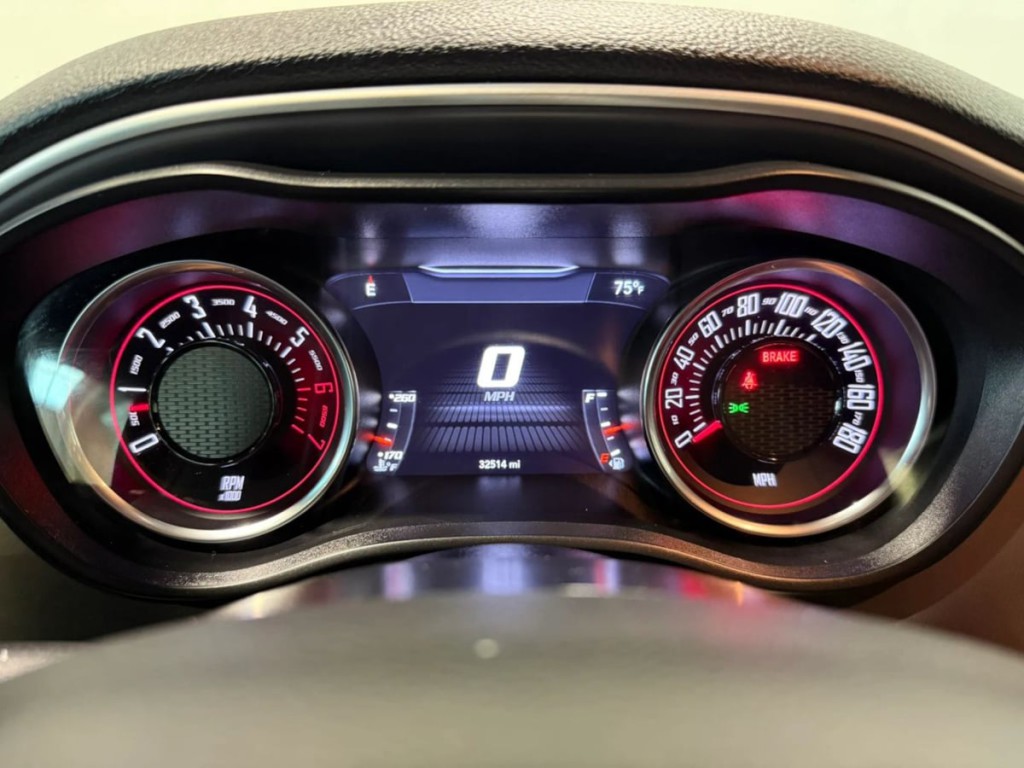 2021 Dodge Challenger Image 21
