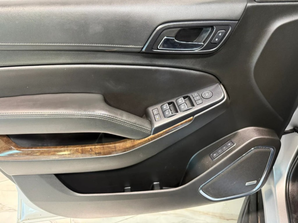 2019 Chevrolet Tahoe Image 12