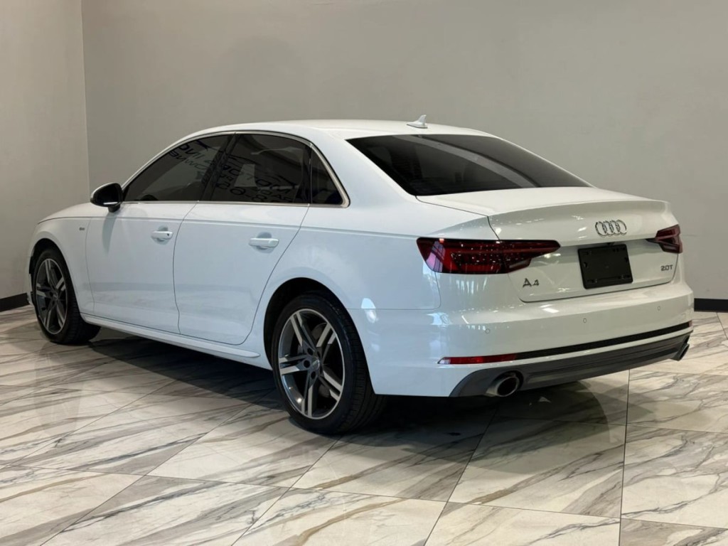 2018 Audi A4 Image 8