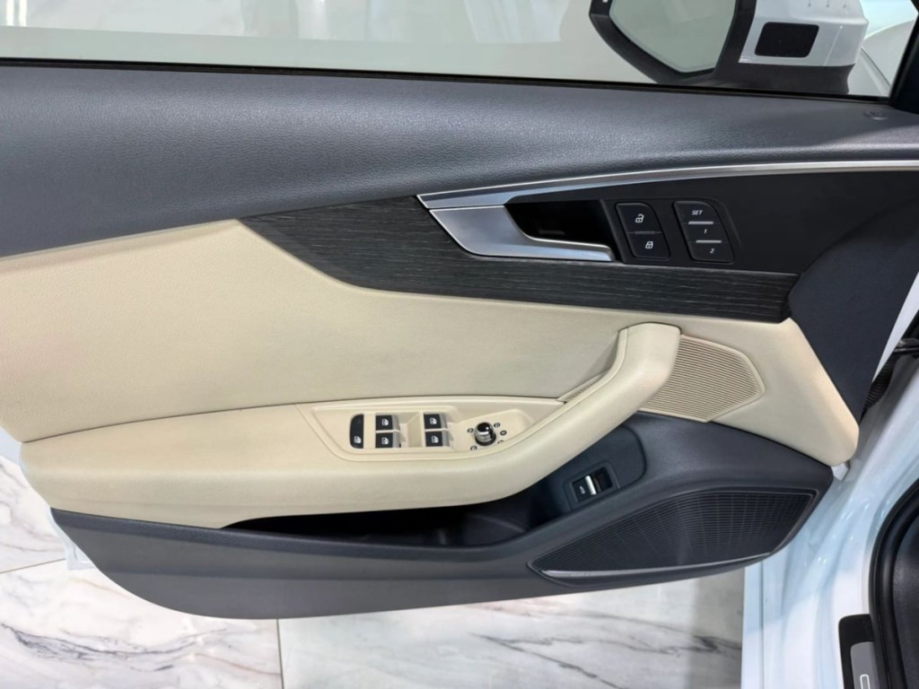 2018 Audi A4 Image 11