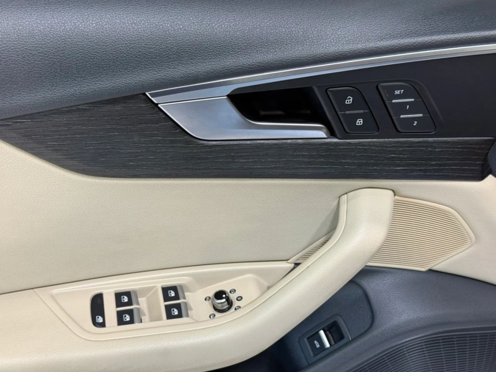 2018 Audi A4 Image 12