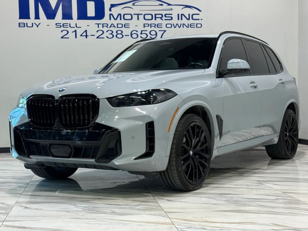 2025 BMW X5 Image 2