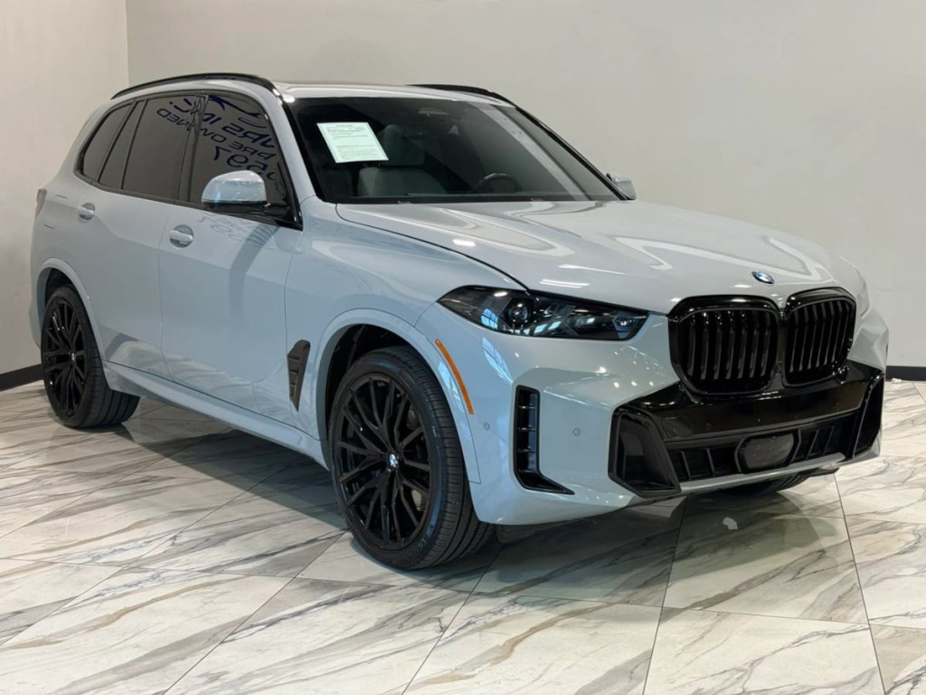 2025 BMW X5 Image 5