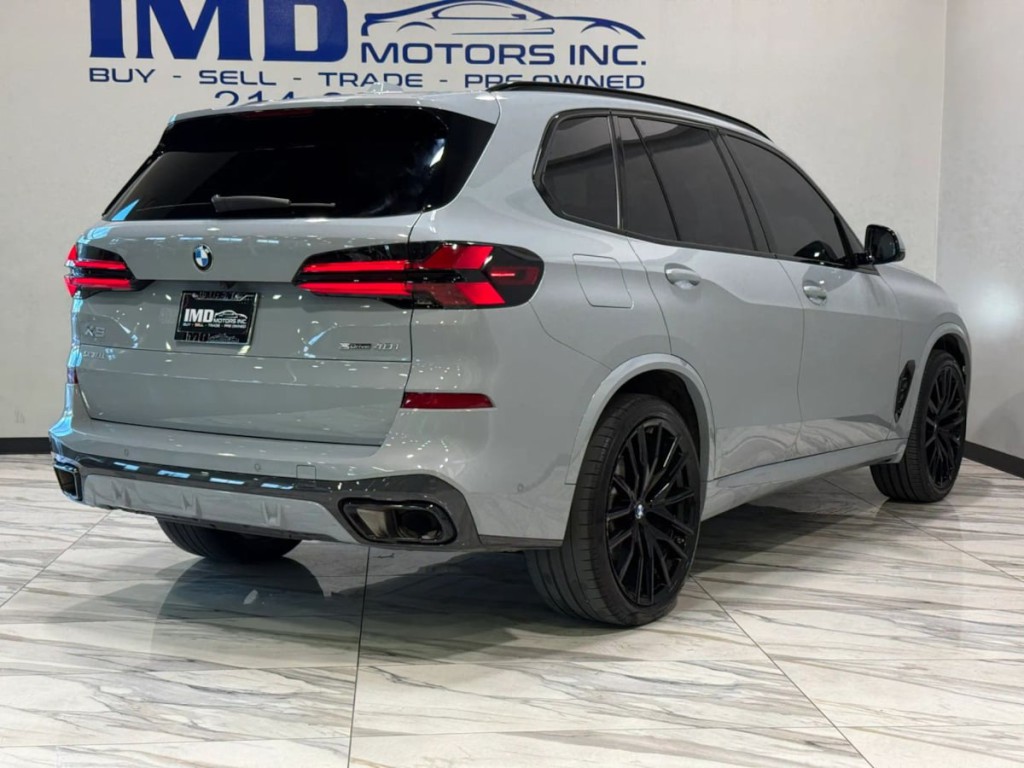 2025 BMW X5 Image 7