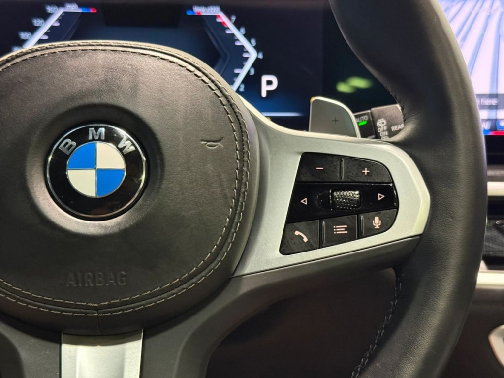 2025 BMW X5 Image 21