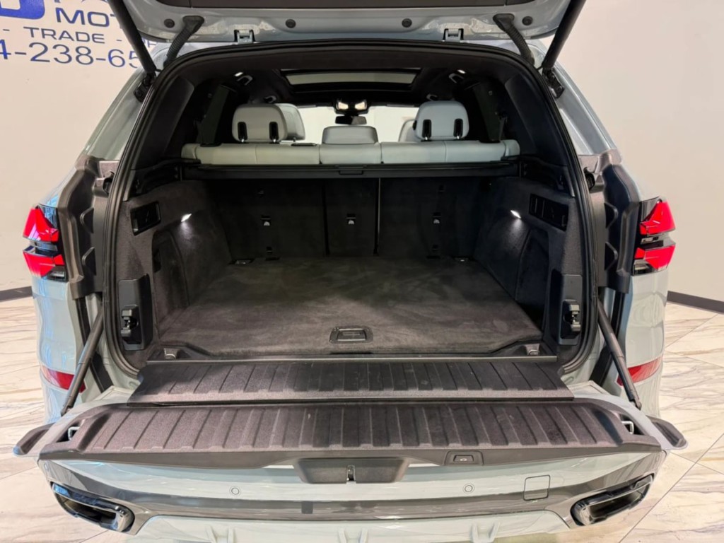 2025 BMW X5 Image 40