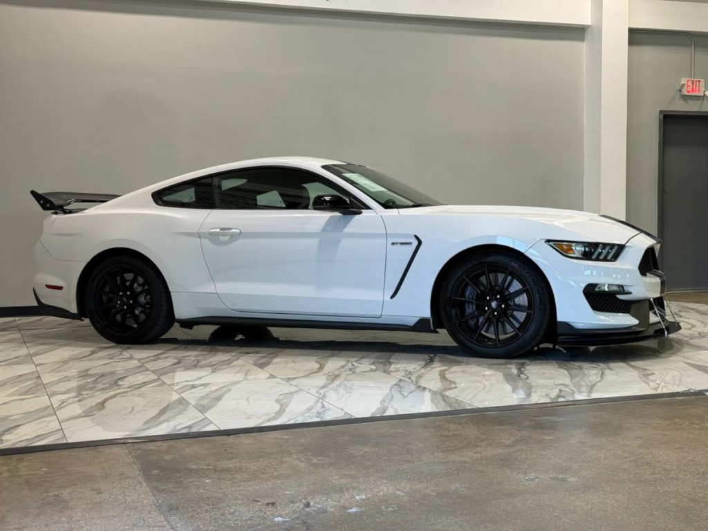 2016 Ford Mustang Image 6