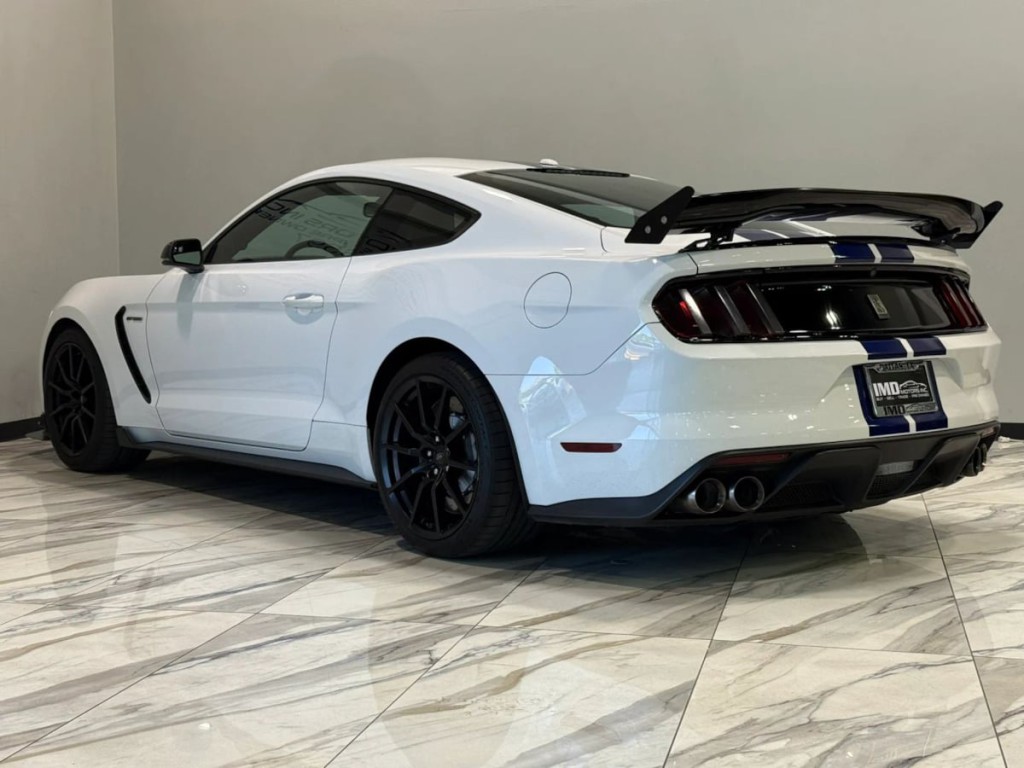 2016 Ford Mustang Image 11