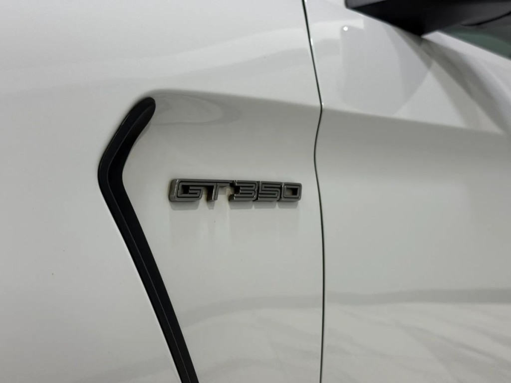 2016 Ford Mustang Image 14