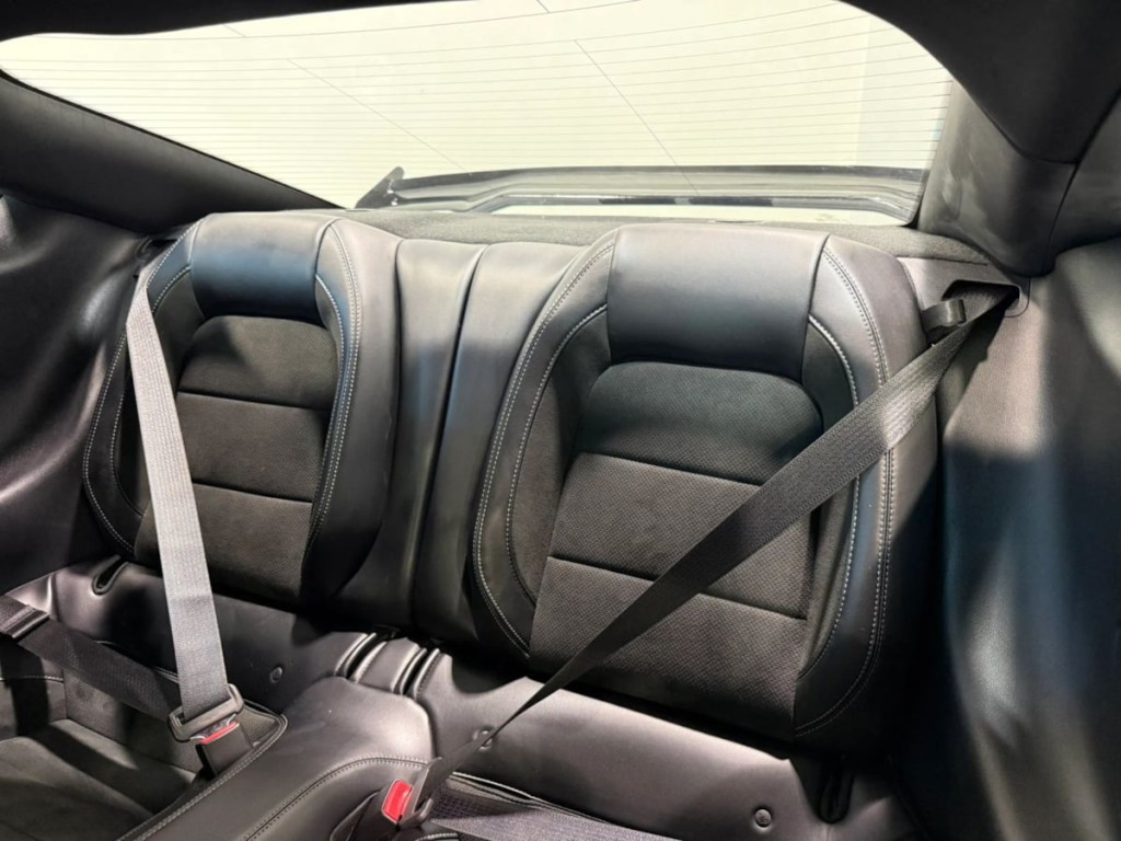 2016 Ford Mustang Image 31