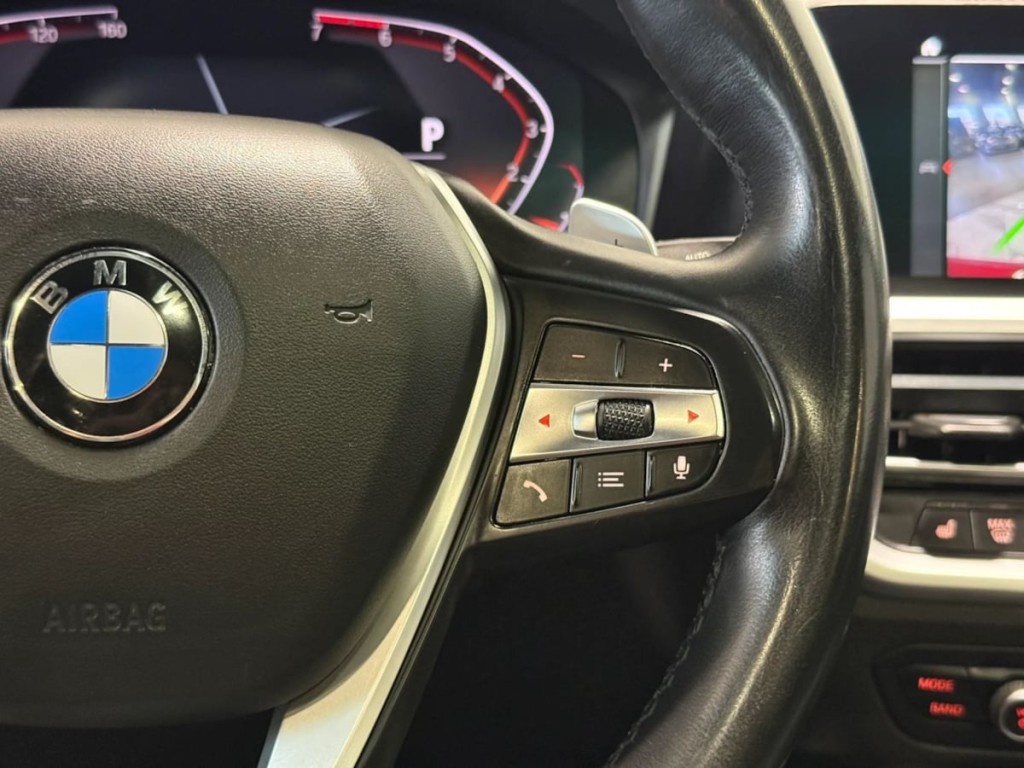 2020 BMW 3 Series Image 19