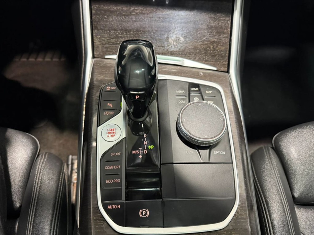 2020 BMW 3 Series Image 26