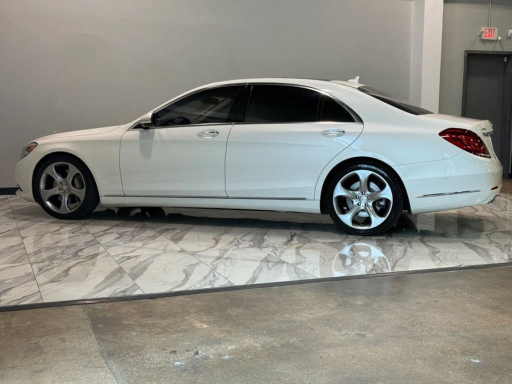 2015 Mercedes-Benz S-Class Image 9
