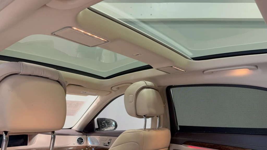 2015 Mercedes-Benz S-Class Image 25