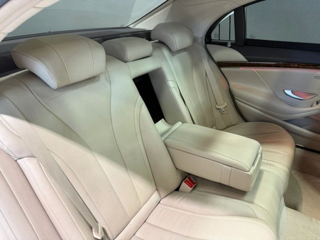 2015 Mercedes-Benz S-Class Image 30