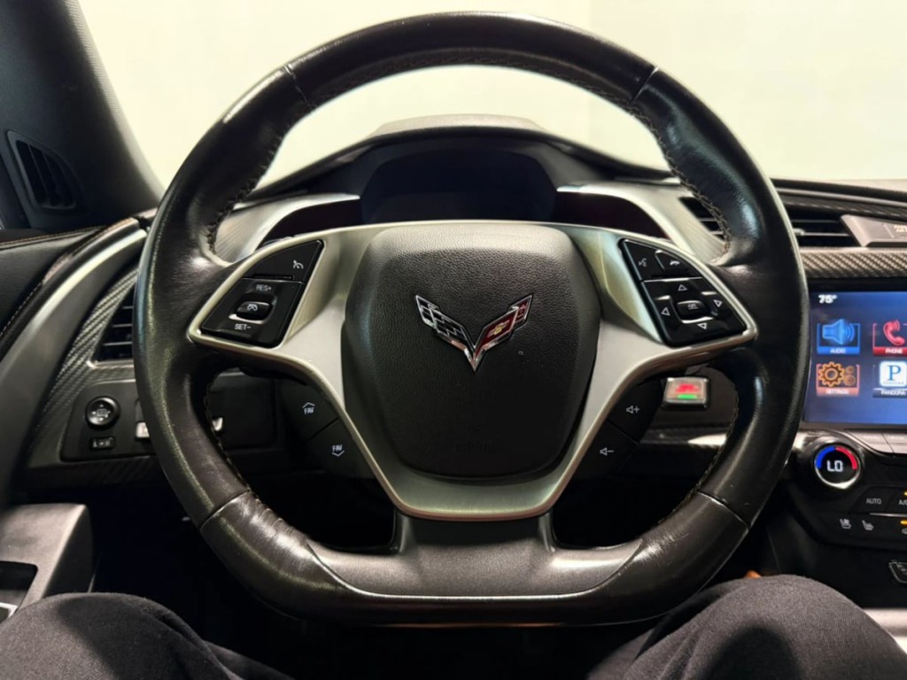2016 Chevrolet Corvette Image 16
