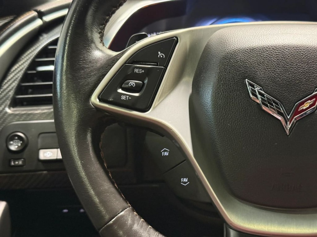 2016 Chevrolet Corvette Image 17