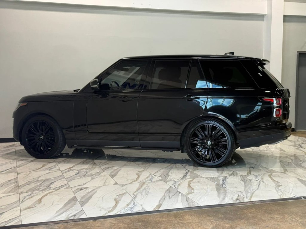 2022 Land Rover Range Rover Image 9
