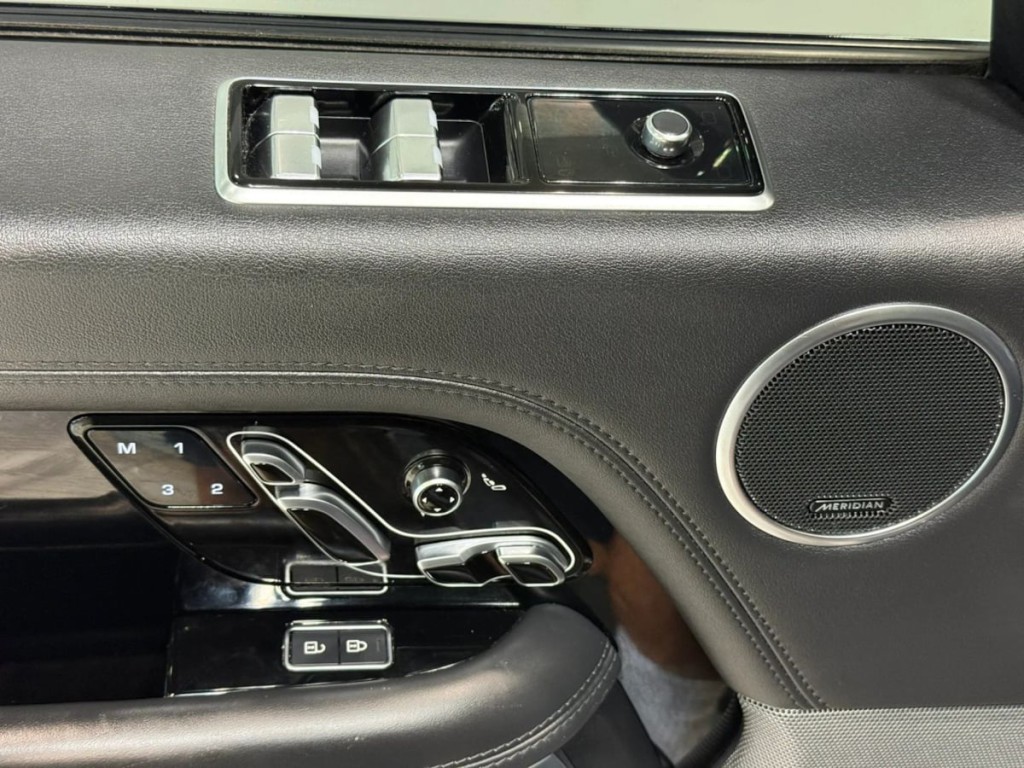 2022 Land Rover Range Rover Image 13