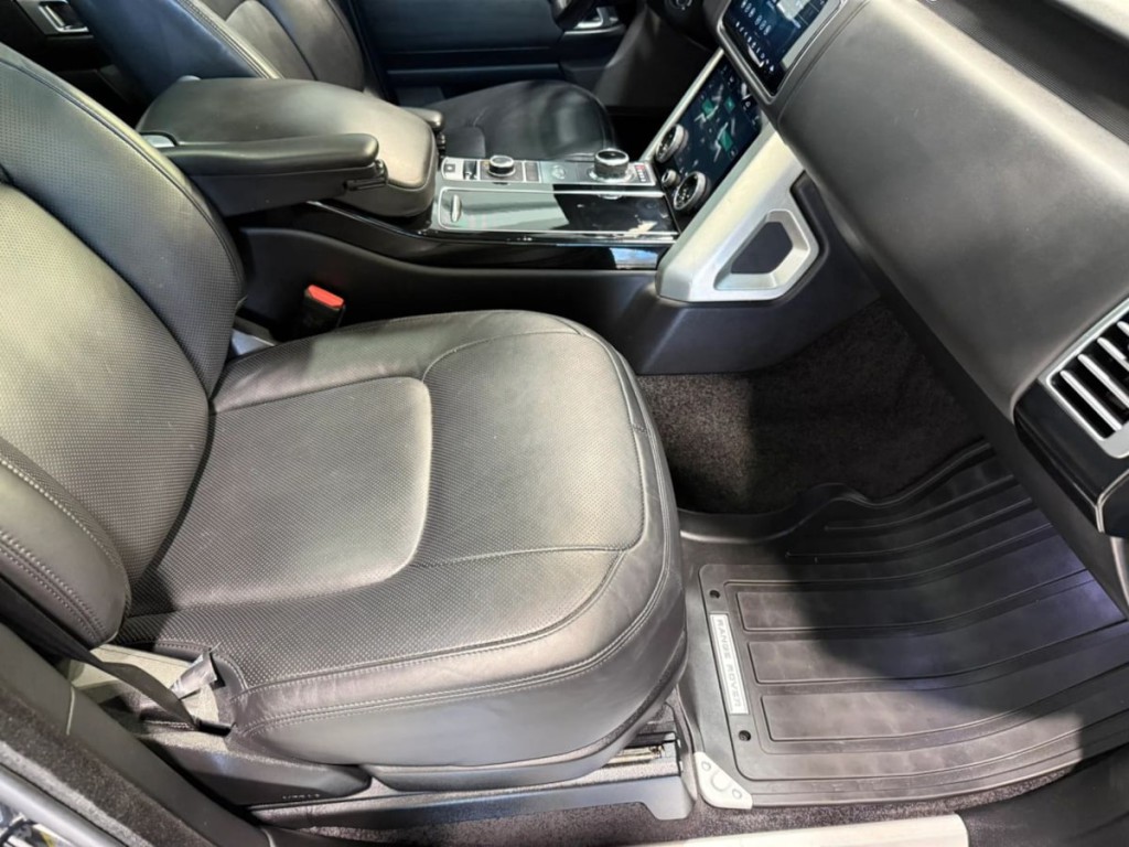 2022 Land Rover Range Rover Image 32