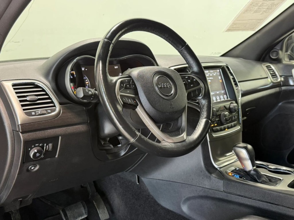 2018 Jeep Grand Cherokee Image 12