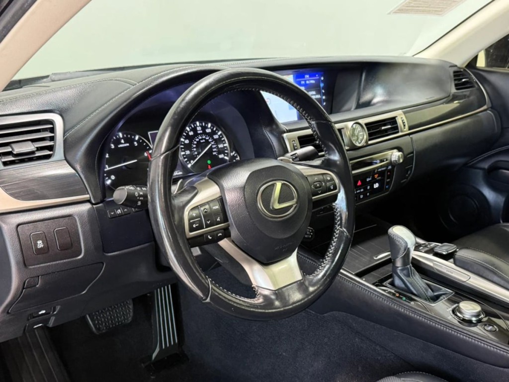 2016 Lexus GS Image 14