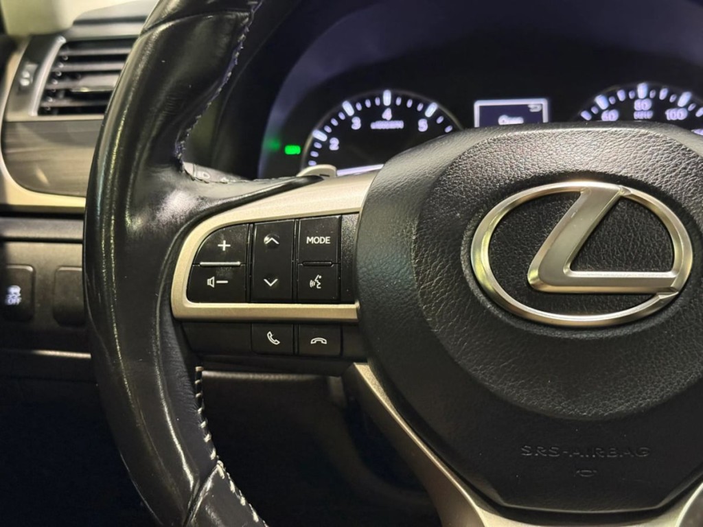 2016 Lexus GS Image 16