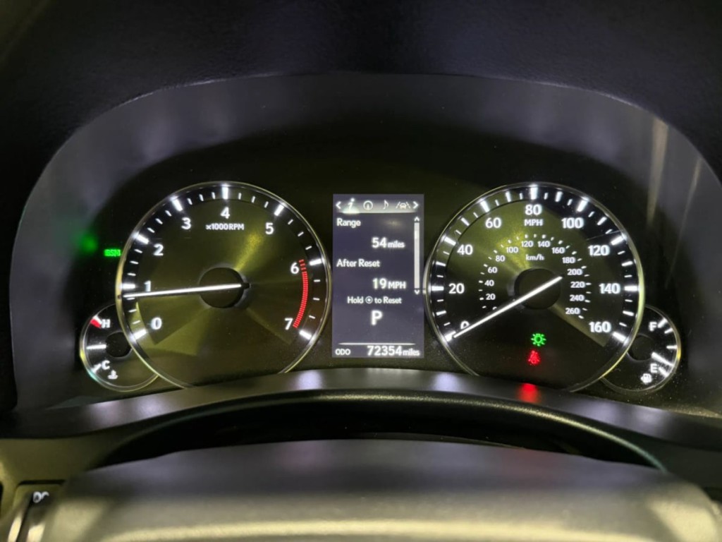 2016 Lexus GS Image 21