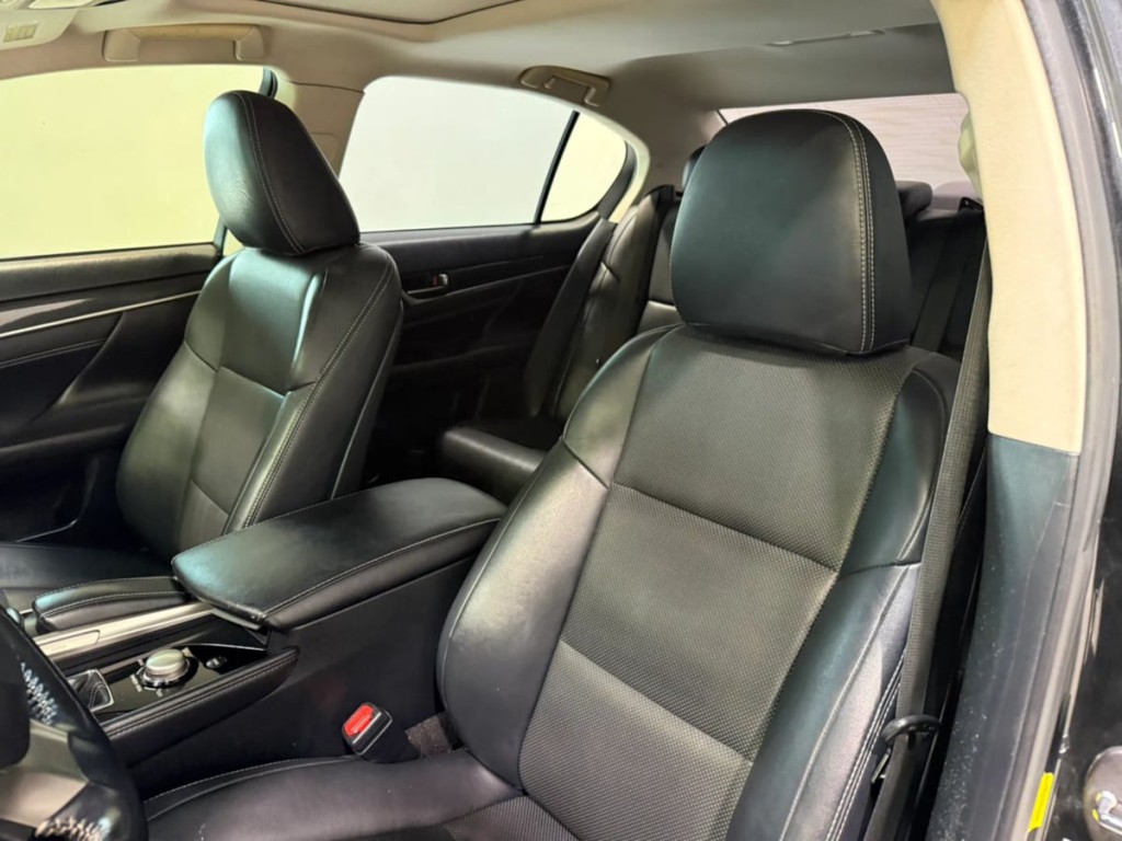2016 Lexus GS Image 27