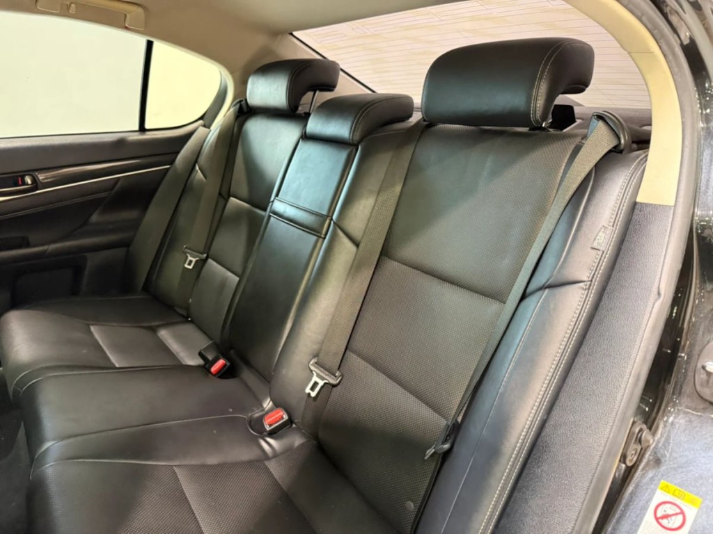 2016 Lexus GS Image 30