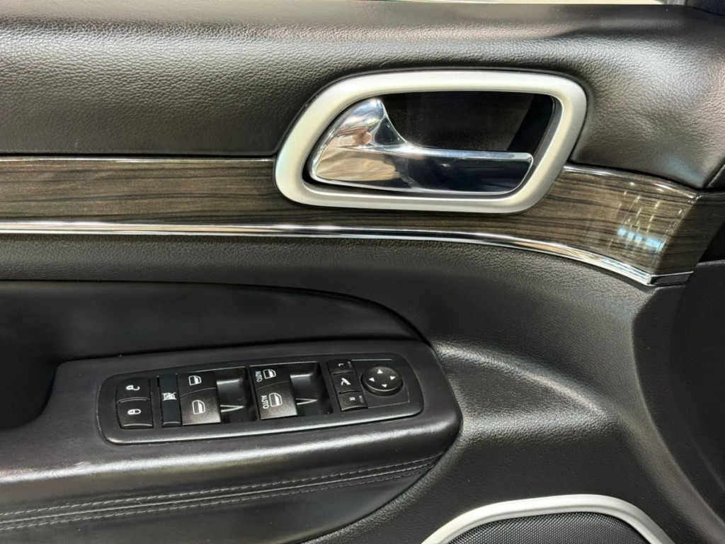 2015 Jeep Grand Cherokee Image 9