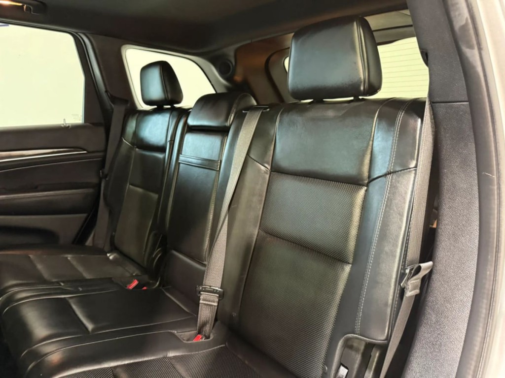 2015 Jeep Grand Cherokee Image 23