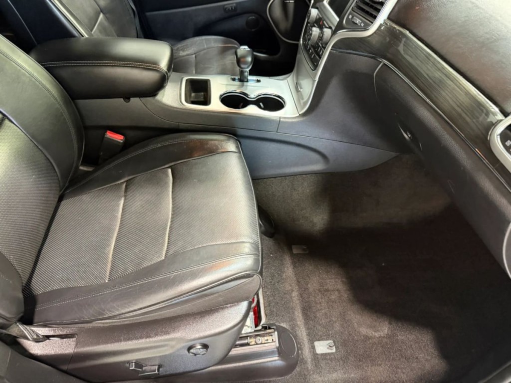 2015 Jeep Grand Cherokee Image 26