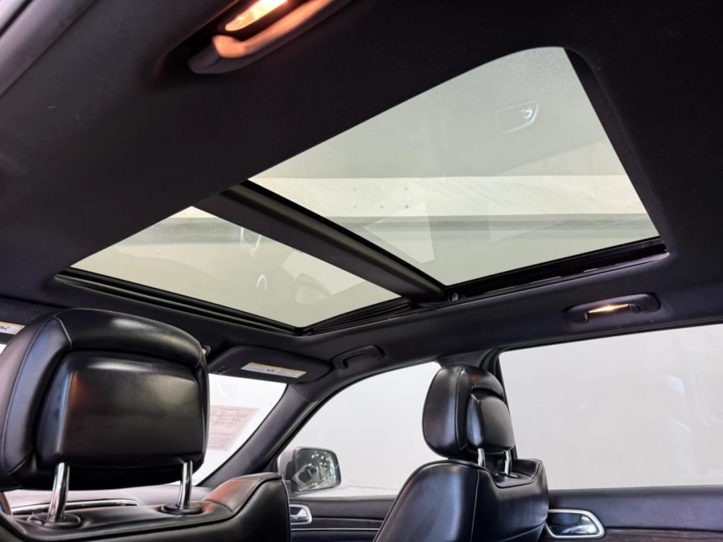 2015 Jeep Grand Cherokee Image 29