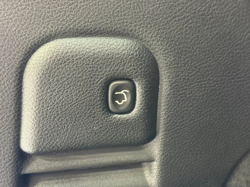 2015 Jeep Grand Cherokee Image 31