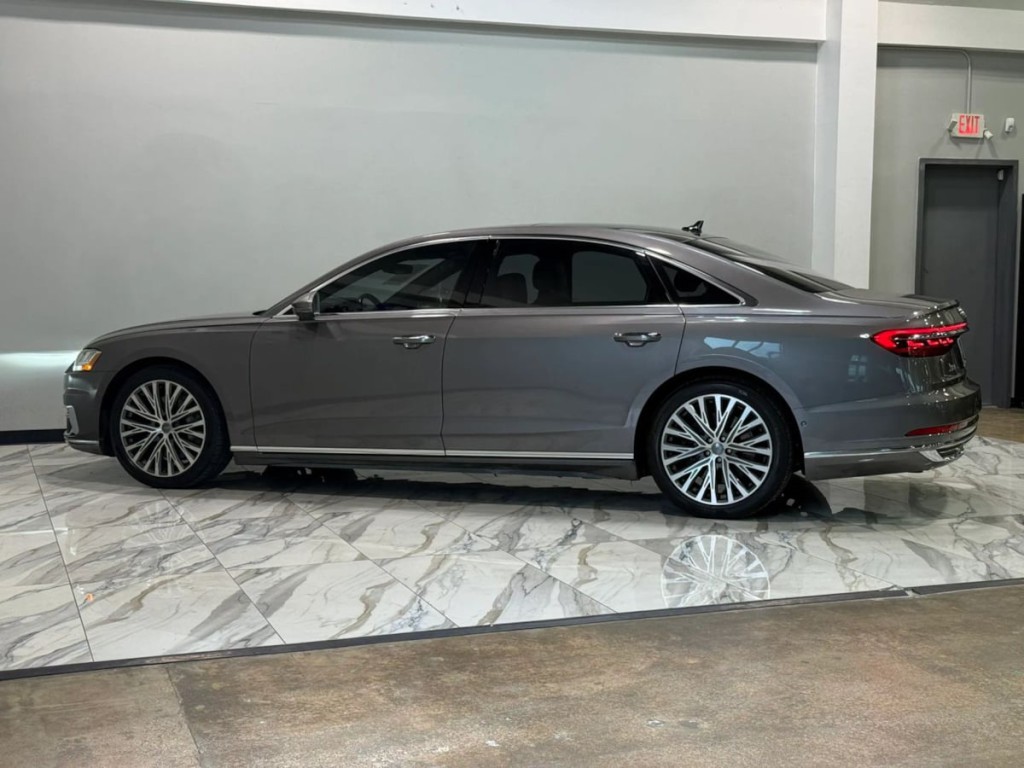2019 Audi A8 Image 10