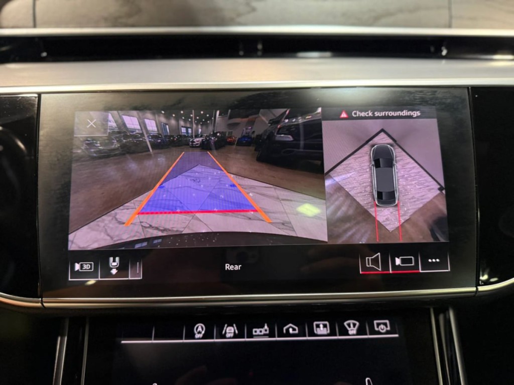 2019 Audi A8 Image 25