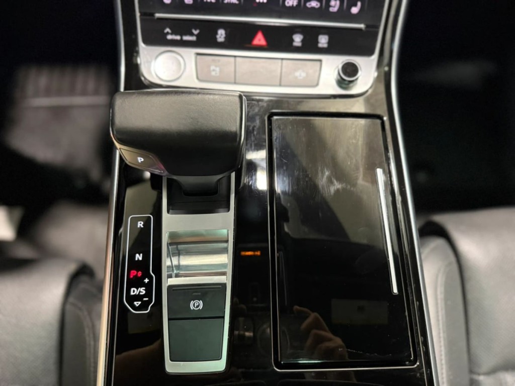 2019 Audi A8 Image 26
