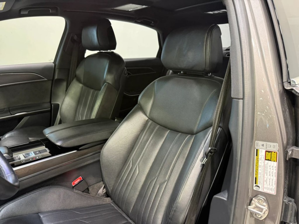 2019 Audi A8 Image 27