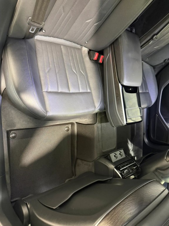 2019 Audi A8 Image 35