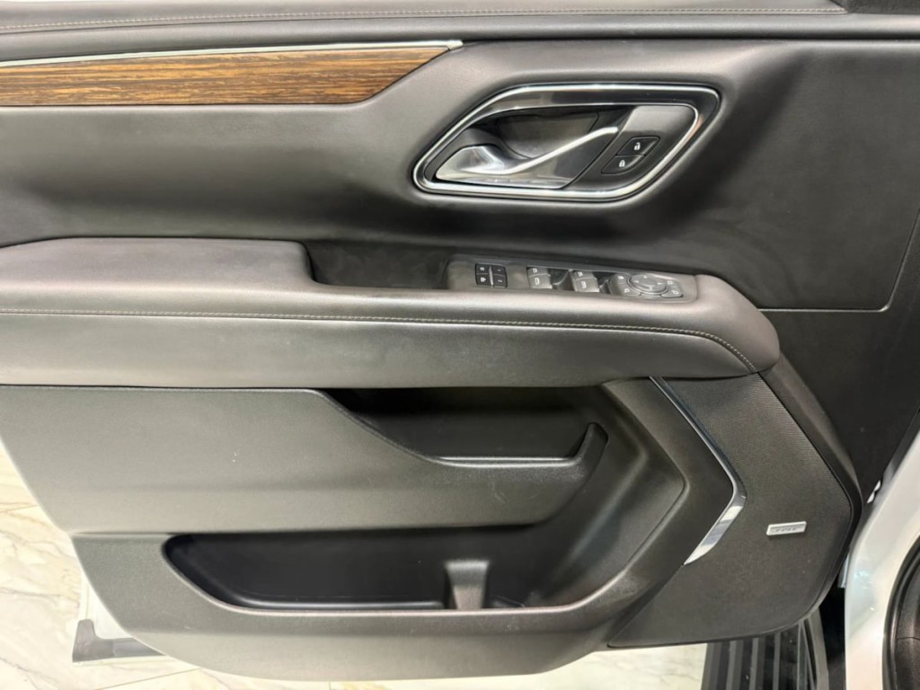 2023 Chevrolet Tahoe Image 12
