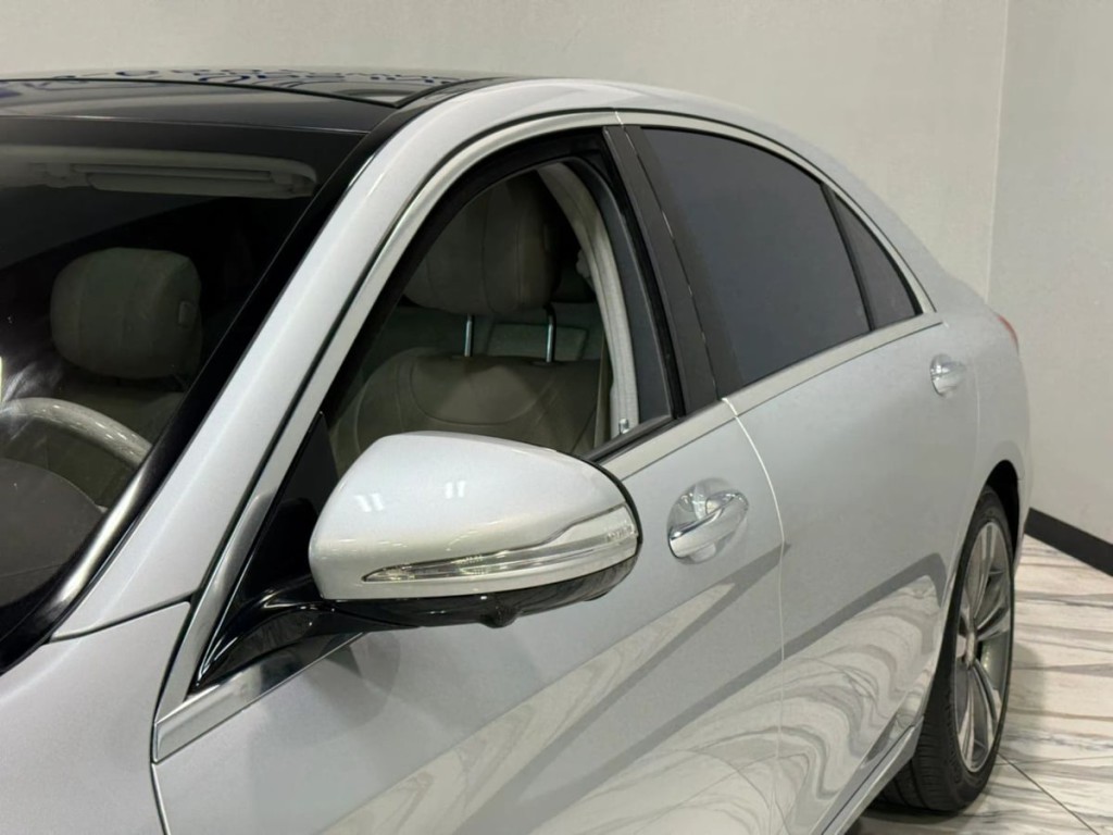 2015 Mercedes-Benz S-Class Image 9