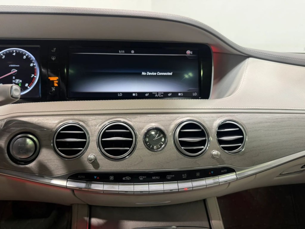 2015 Mercedes-Benz S-Class Image 23