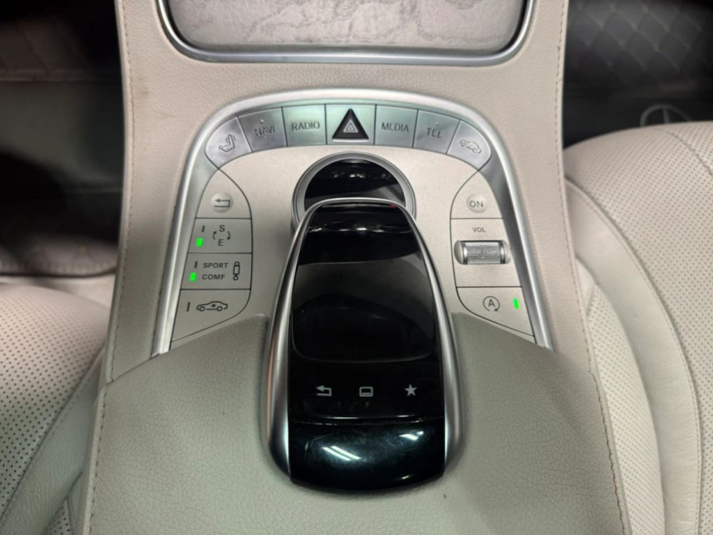 2015 Mercedes-Benz S-Class Image 25