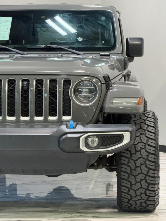 2022 Jeep Wrangler Image 4