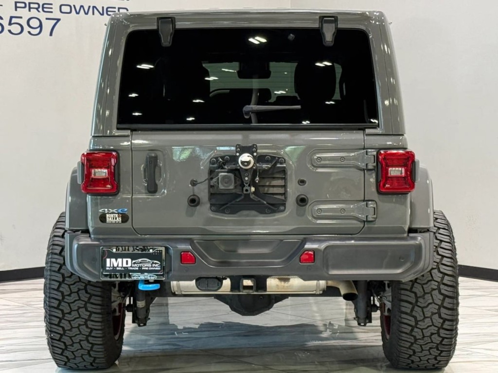 2022 Jeep Wrangler Image 8