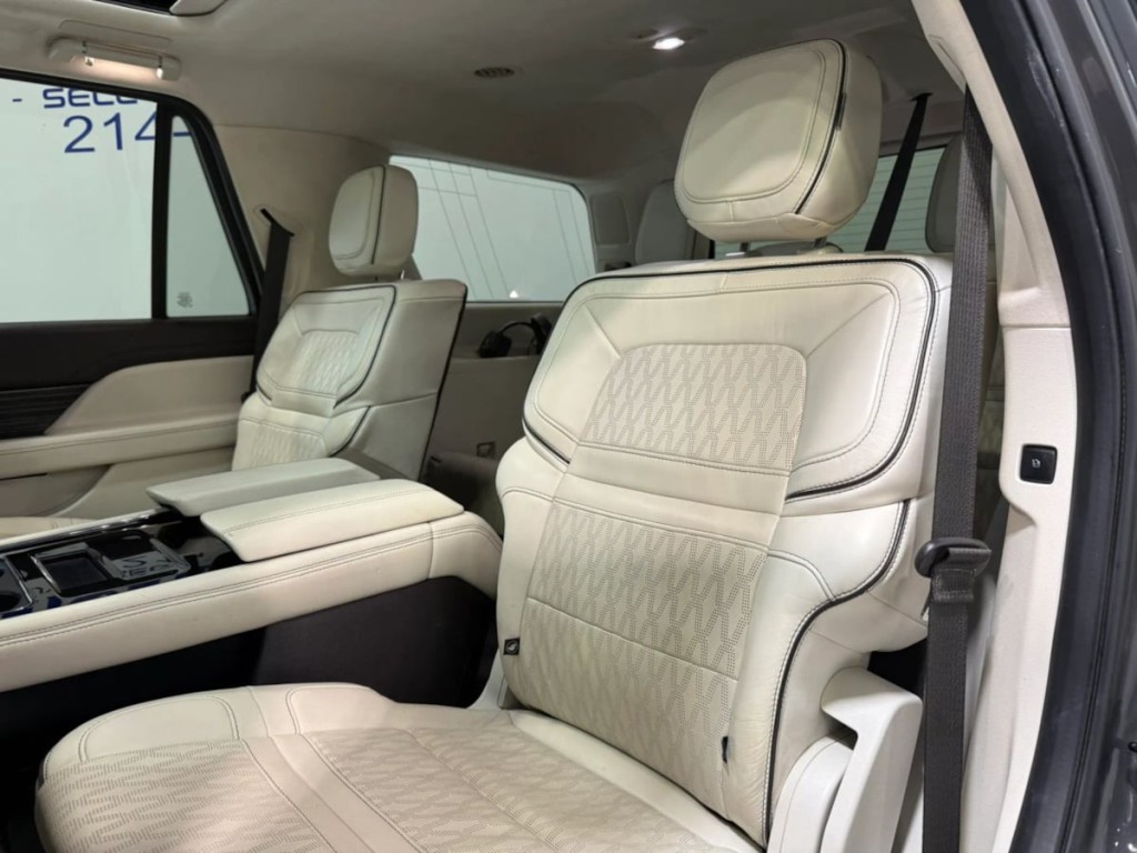 2023 Lincoln Navigator Image 27